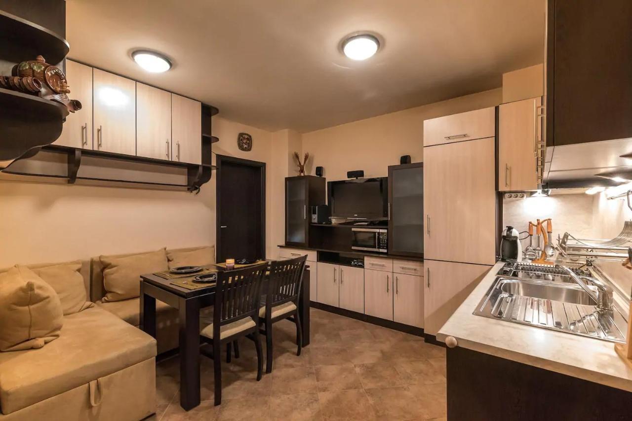 Charming, Fully-Furnished, 2-Bedroom Apartment Bansko Eksteriør bilde
